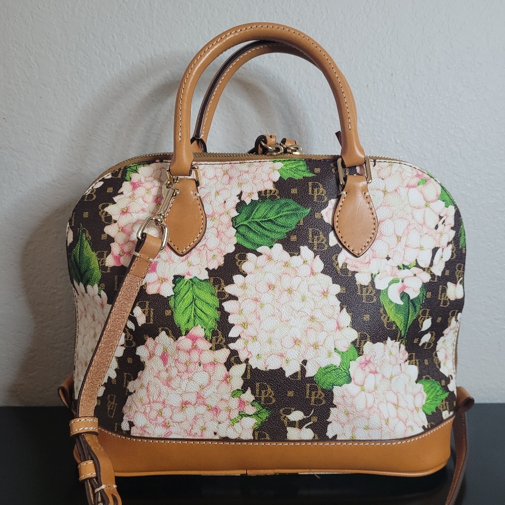 Dooney & Bourke Hydrangea Monogram Bitsy Zip Zip Dome Satchel - Picture 5 of 16